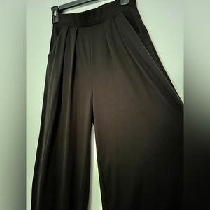 Palazzo. Never used.